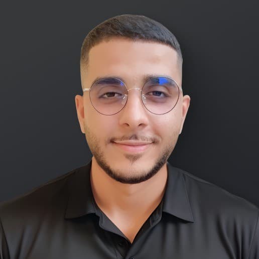Oussama Litniti, iOS Software Engineer
